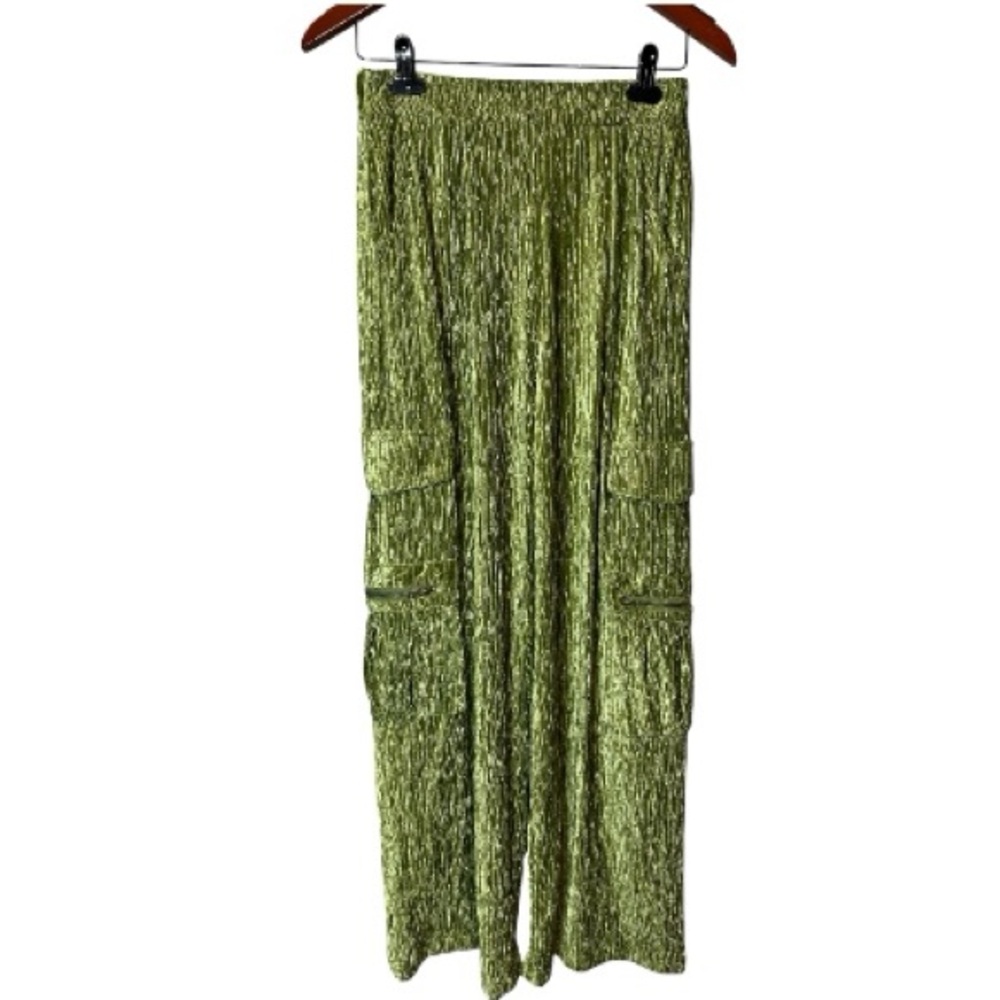 NWT NKN Nekane Lime Metallic Stretch Crinkle Cargo Pants Green Size M - Picture 3 of 7